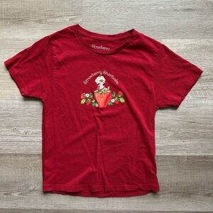 Strawberry Shortcake Women's Red Graphic Baby Tee